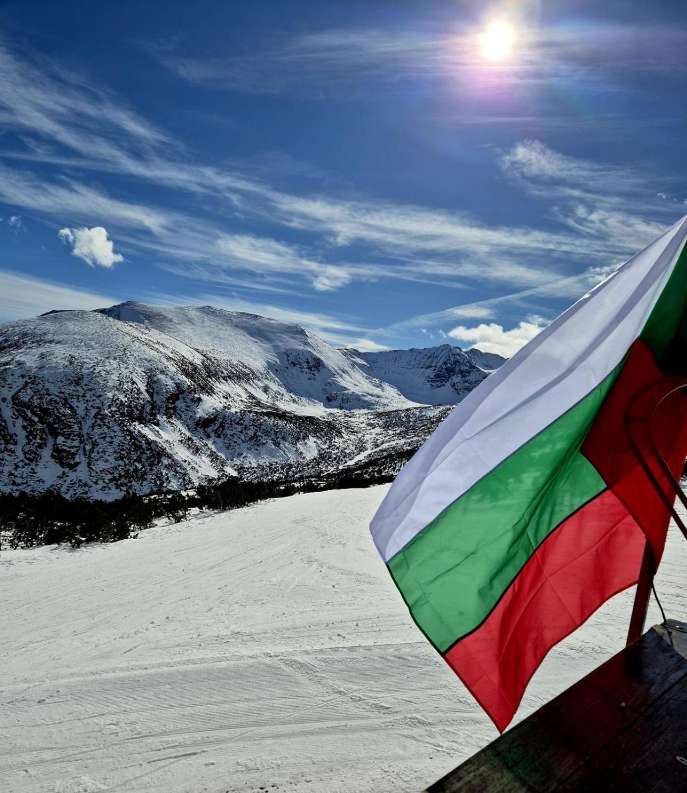 Flora Ski-Slope Studio Apartment Borovets Bagian luar foto