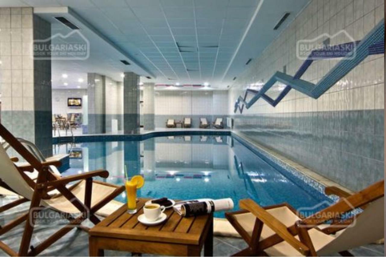 Flora Ski-Slope Studio Apartment Borovets Bagian luar foto